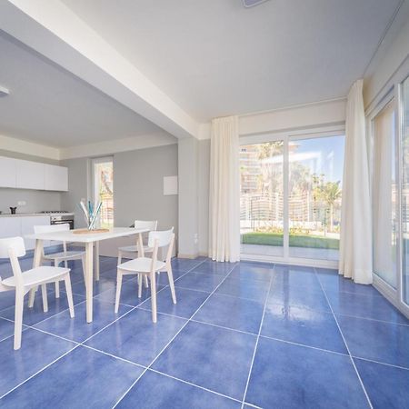 Residence Delfino, Portorosa フルナリ エクステリア 写真