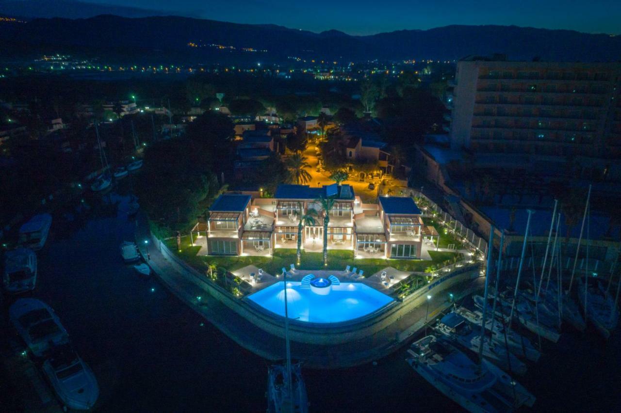 Residence Delfino, Portorosa フルナリ エクステリア 写真