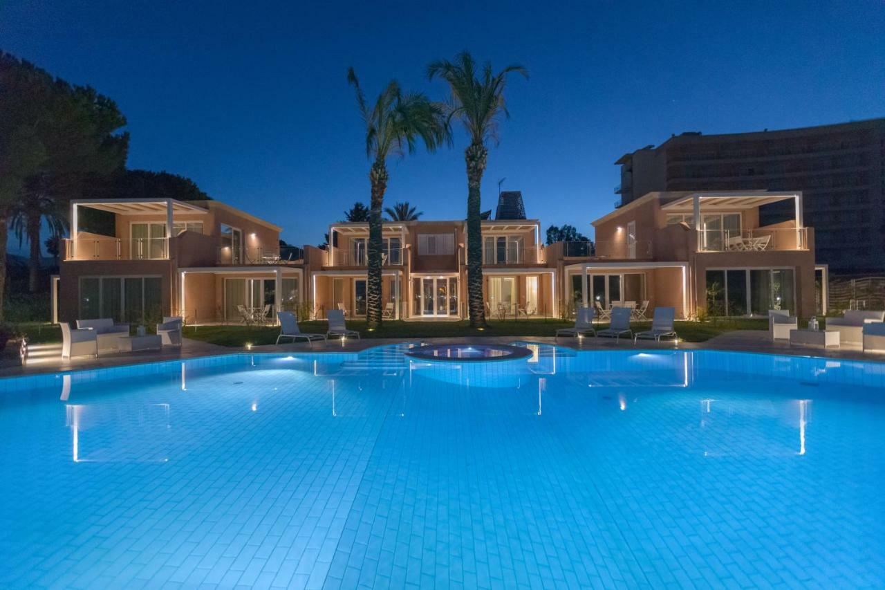 Residence Delfino, Portorosa フルナリ エクステリア 写真