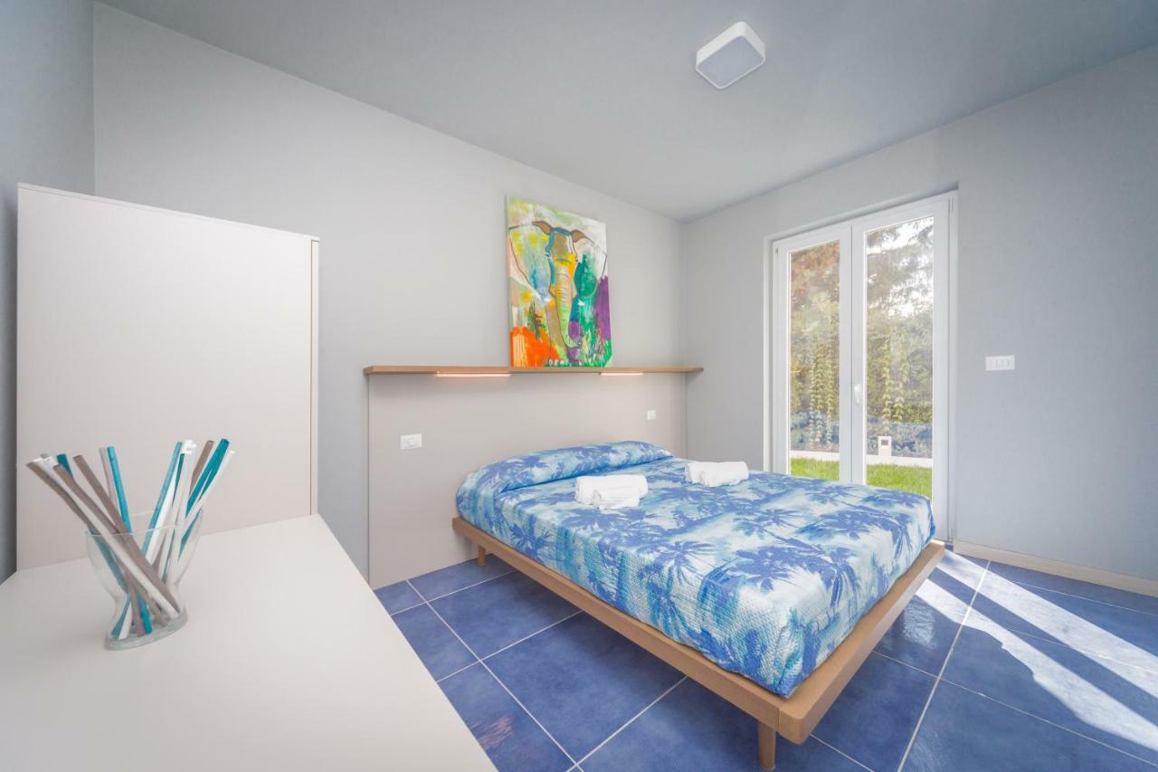 Residence Delfino, Portorosa フルナリ エクステリア 写真