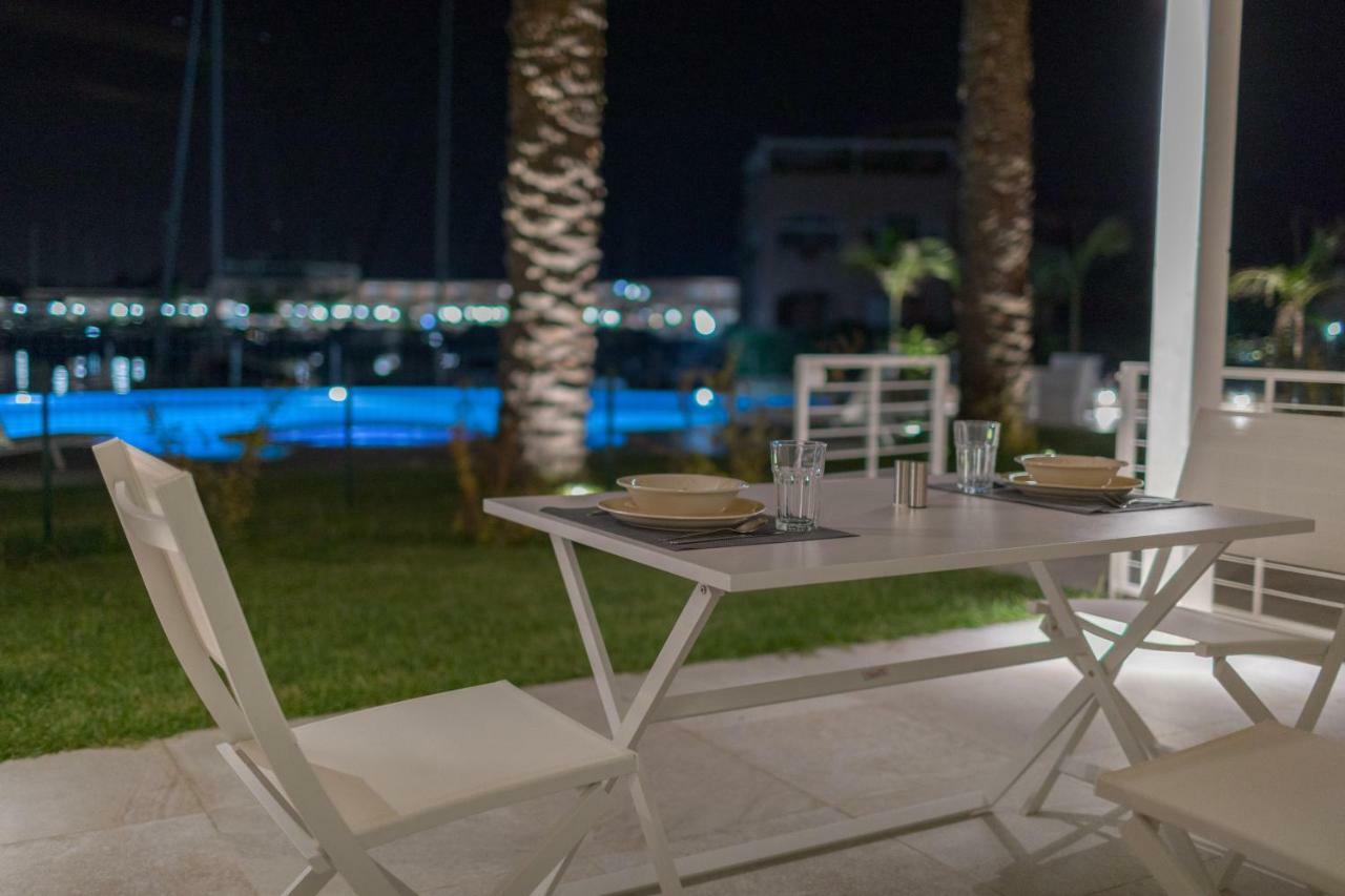 Residence Delfino, Portorosa フルナリ エクステリア 写真