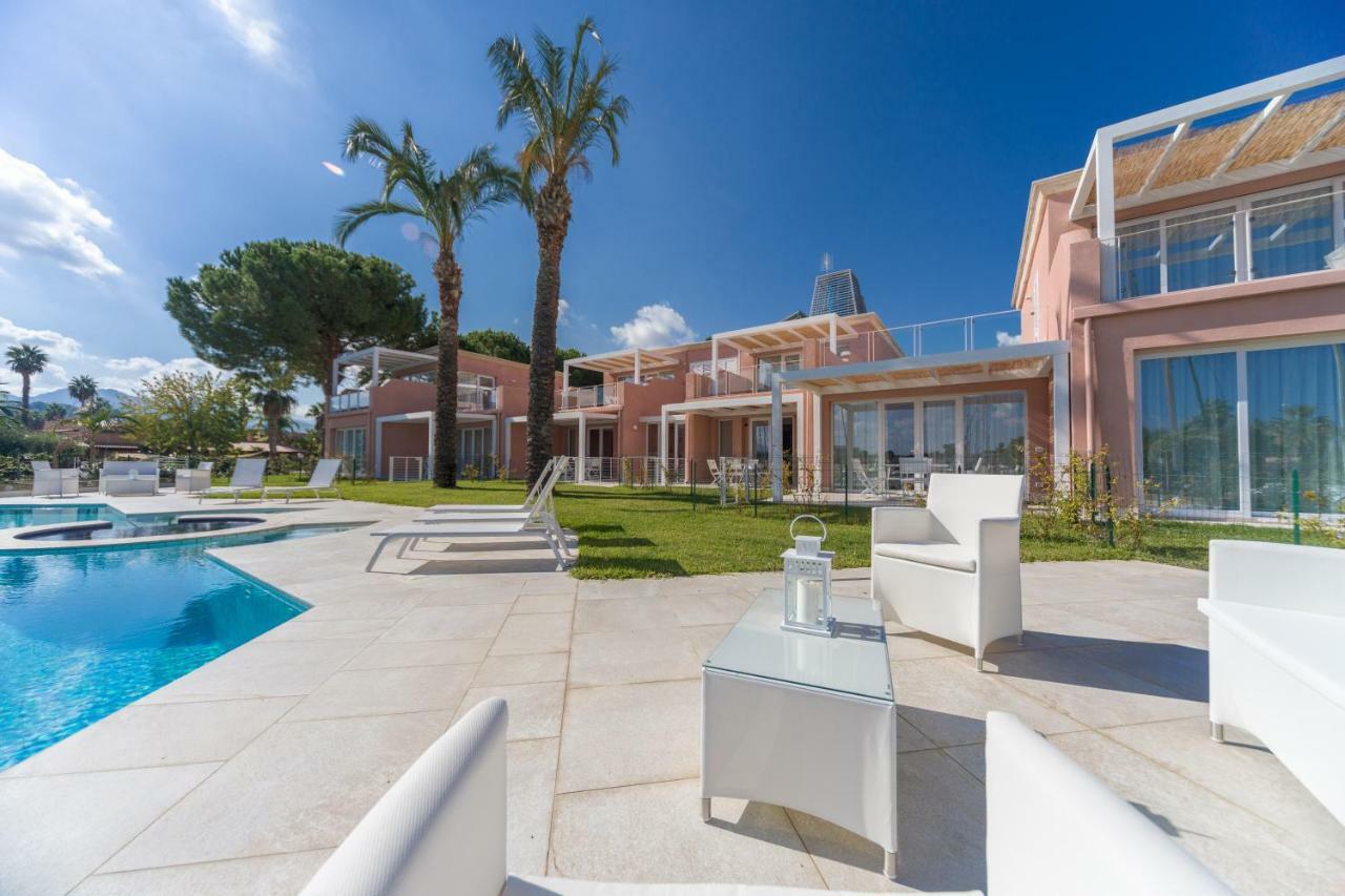Residence Delfino, Portorosa フルナリ エクステリア 写真