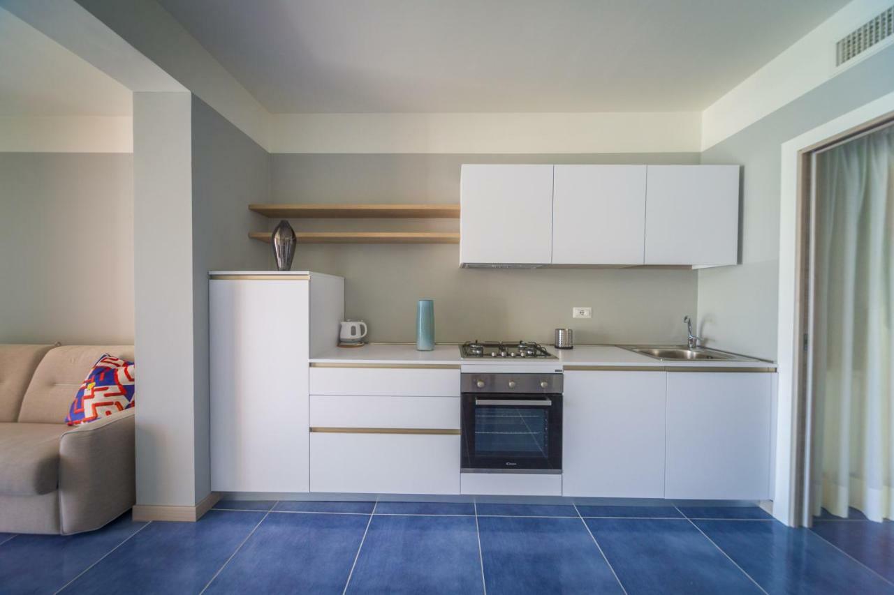Residence Delfino, Portorosa フルナリ エクステリア 写真