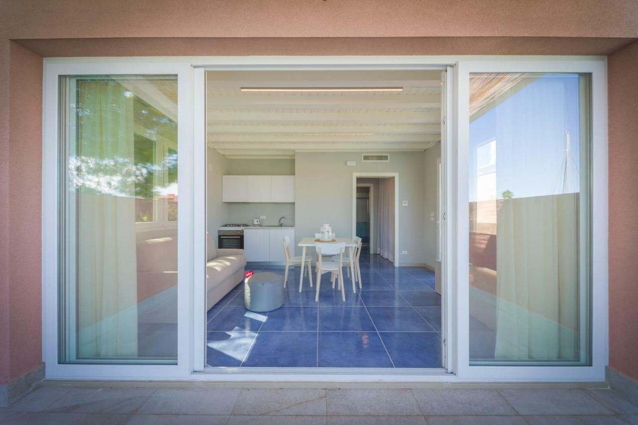 Residence Delfino, Portorosa フルナリ エクステリア 写真