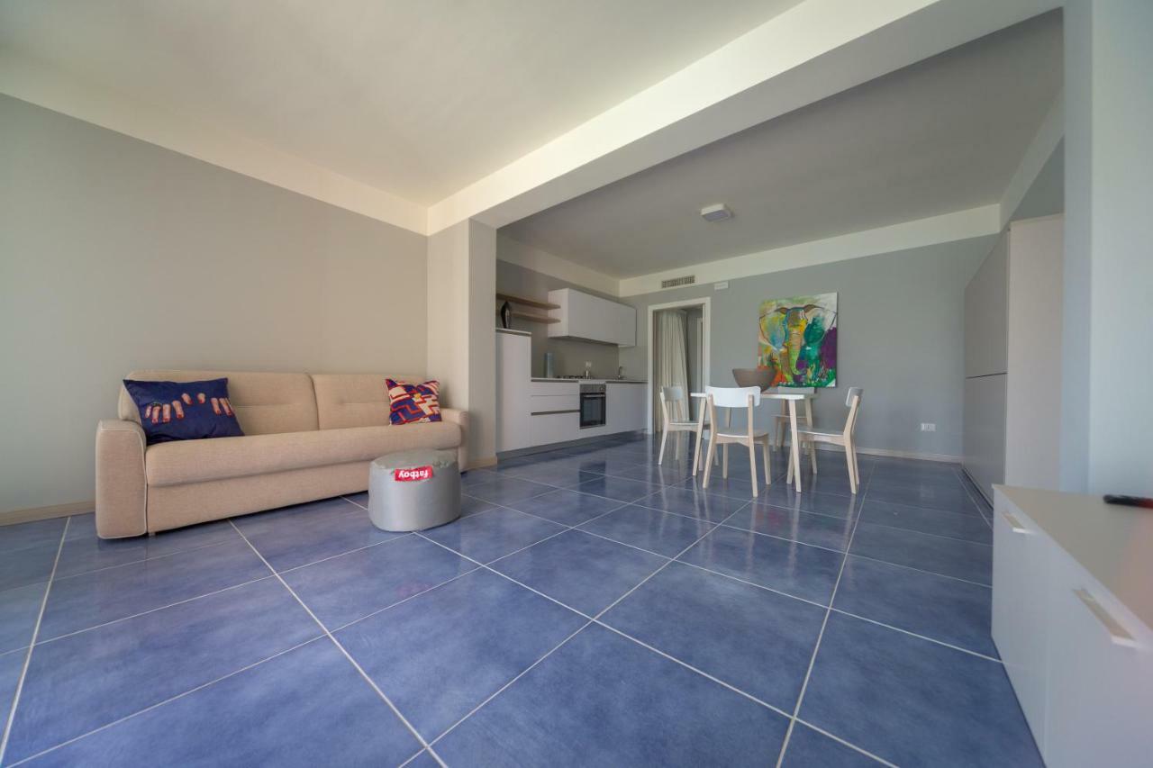 Residence Delfino, Portorosa フルナリ エクステリア 写真