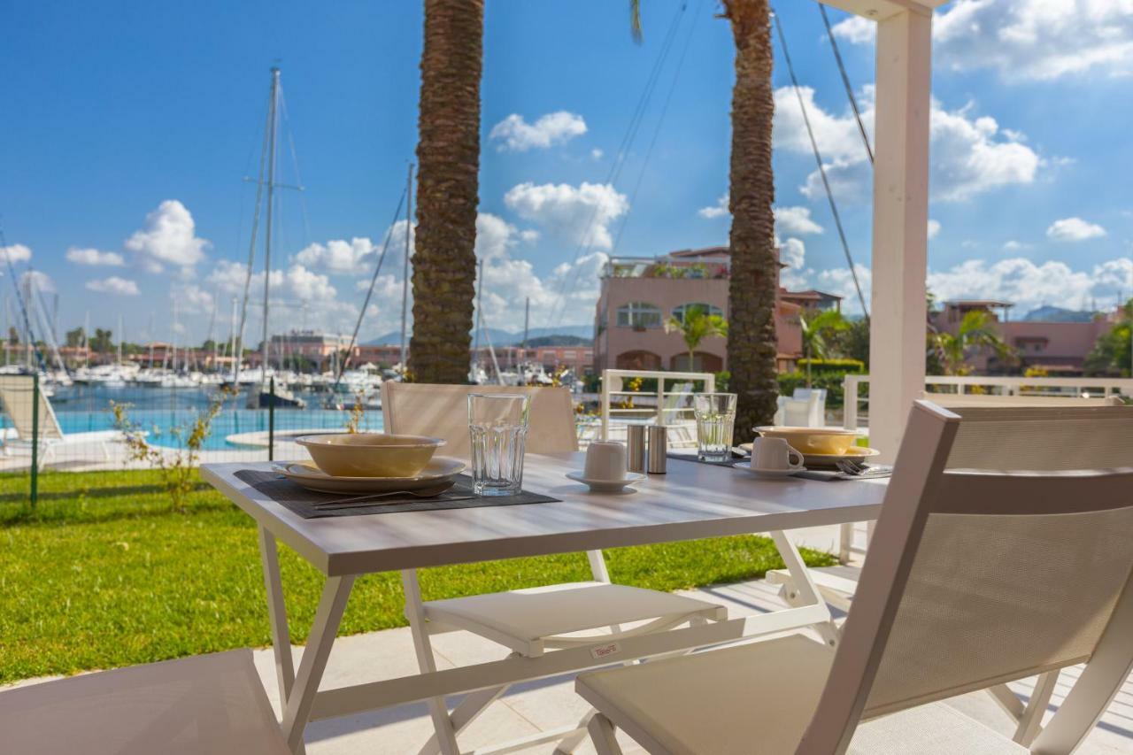 Residence Delfino, Portorosa フルナリ エクステリア 写真
